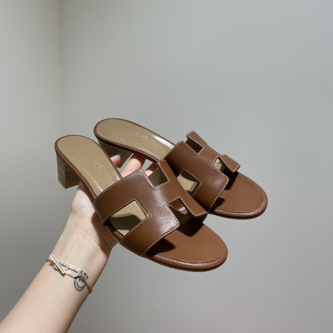 H**mes H**mes classic slippers