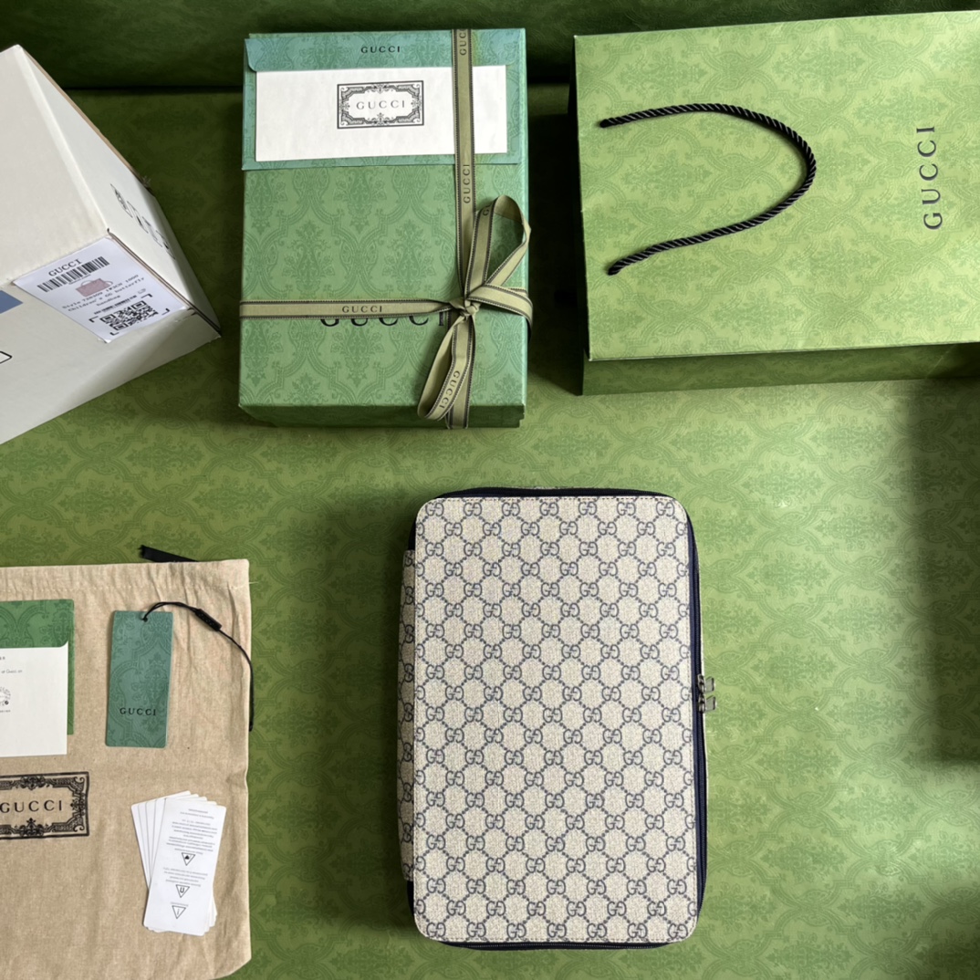 G*u*i pouch-33.5*21.5*8cm