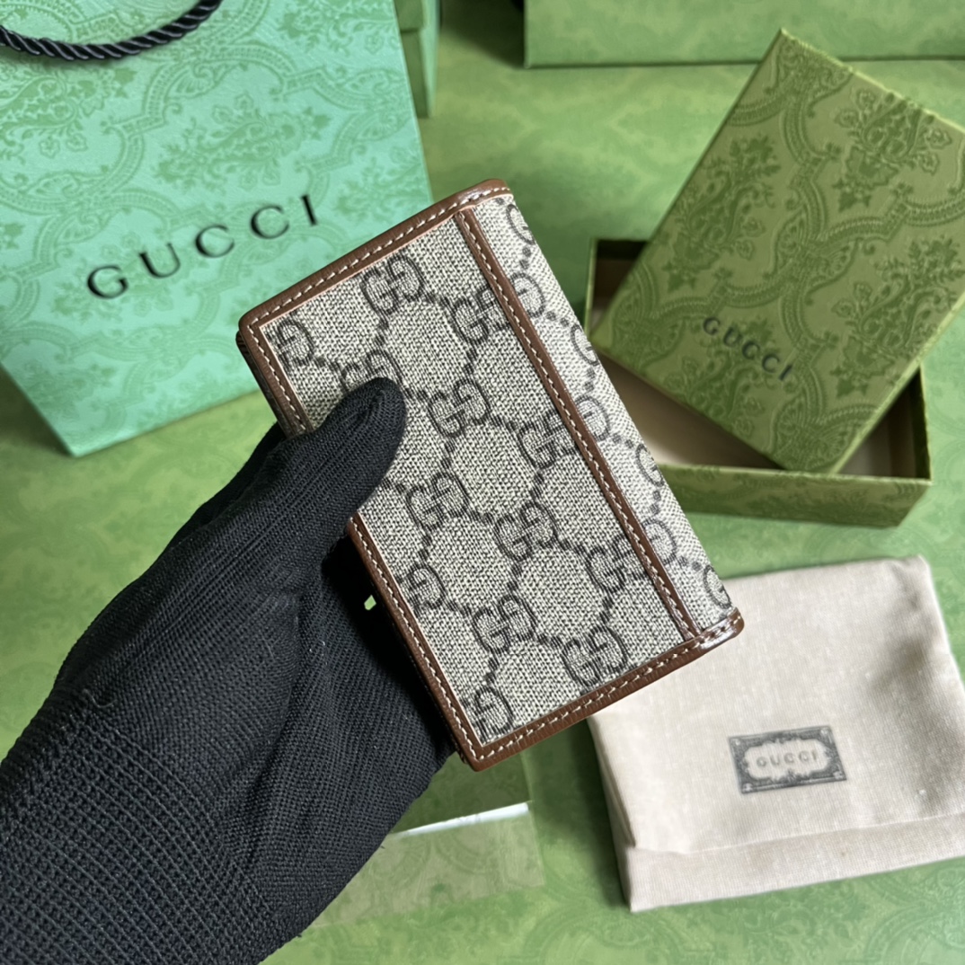 G*u*i wallet-7.5*12cm