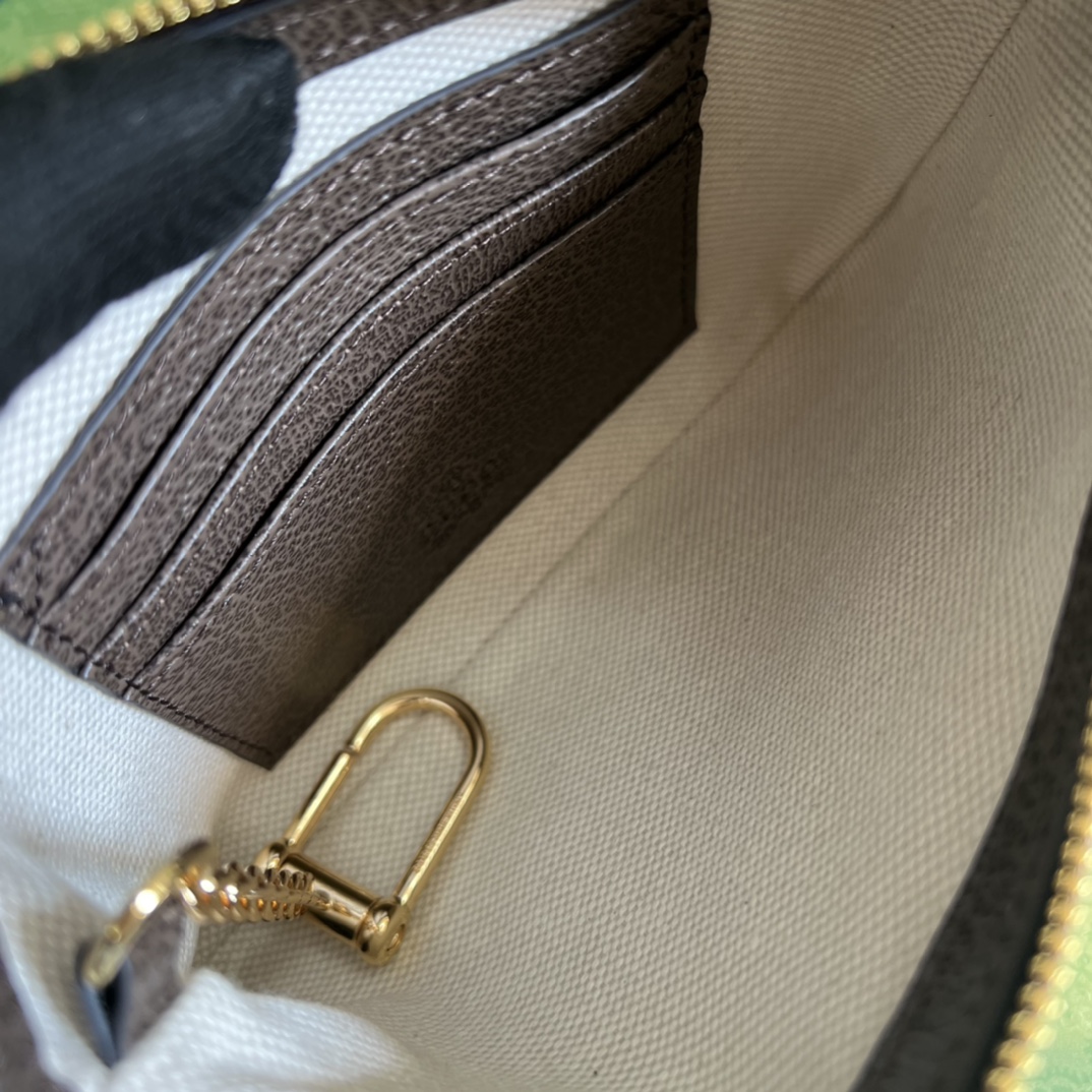 G*u*i waist bag-12*11*2&20*13cm