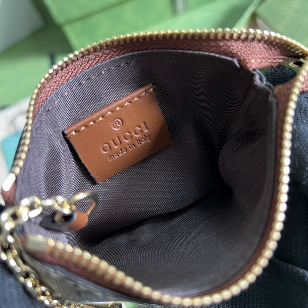 G*u*i wallet-12*7.5*1.5cm