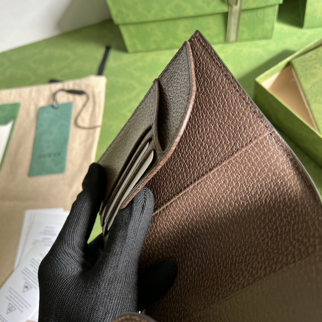 G*u*i wallet-10.5*14.5cm
