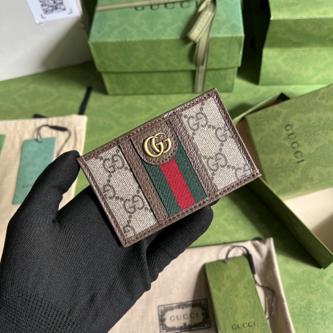 G*u*i wallet-11*7cm
