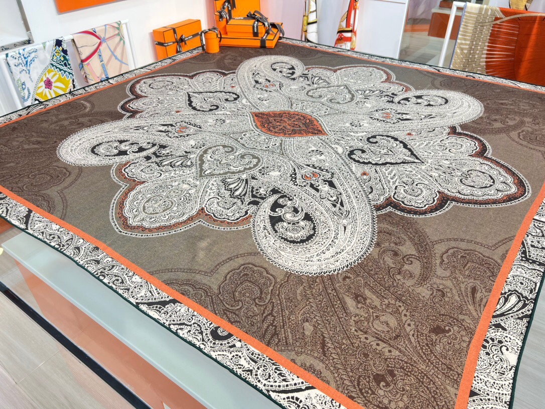 H**mes shawls-140*140cm