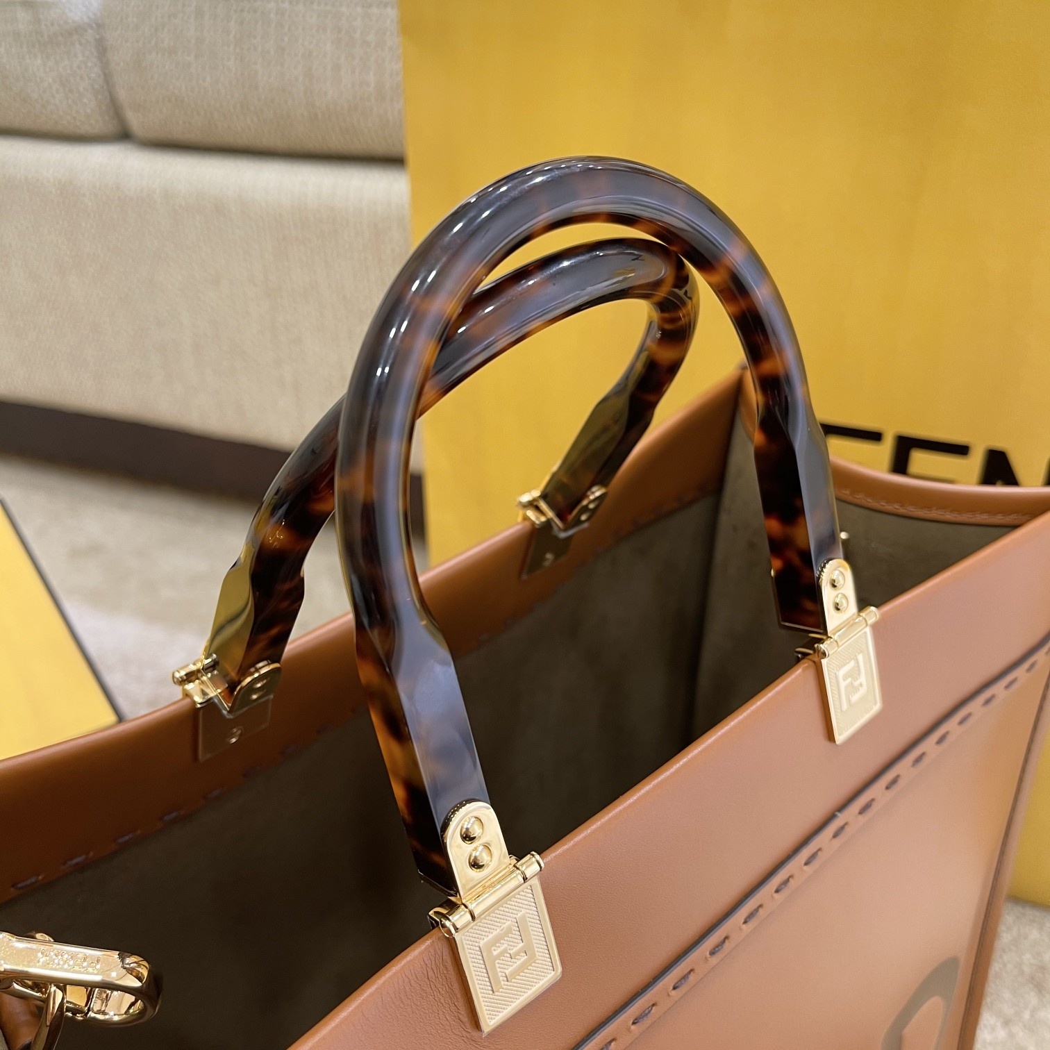 F**di vintage handbags-35x17x31cm