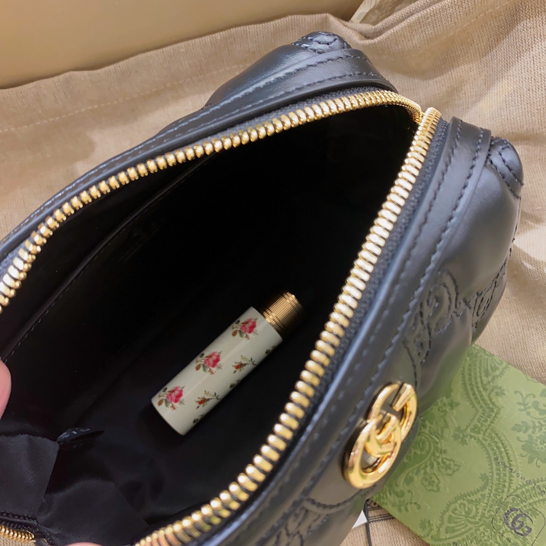 G*u*i gg matelassé cosmetic bag-16*12.5*9cm