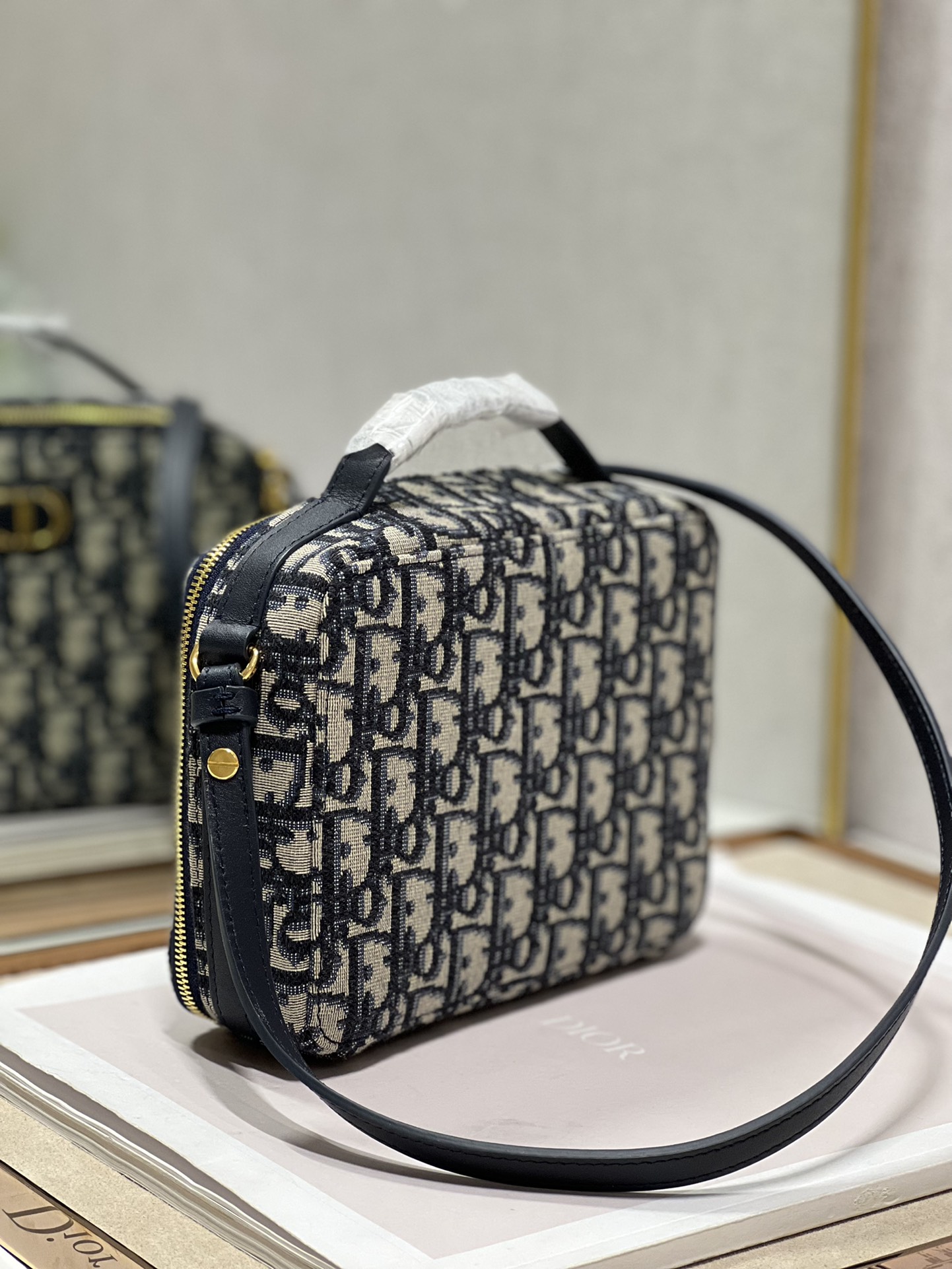 D*or 2023 caro bag-18×13×5cm