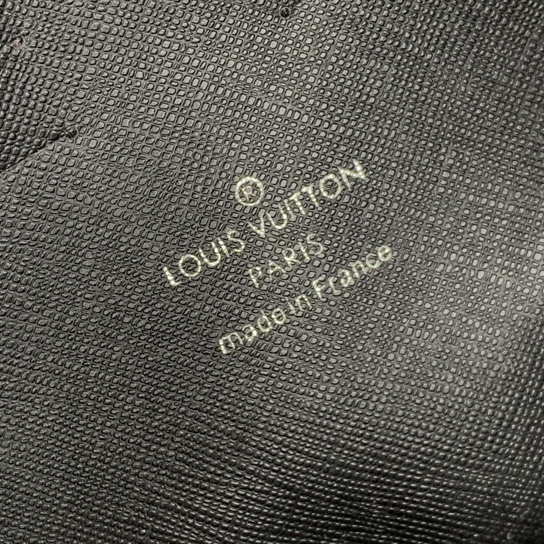 l0*is V*t0n pochette kasai -25 x 15.5 x 6.5 cm