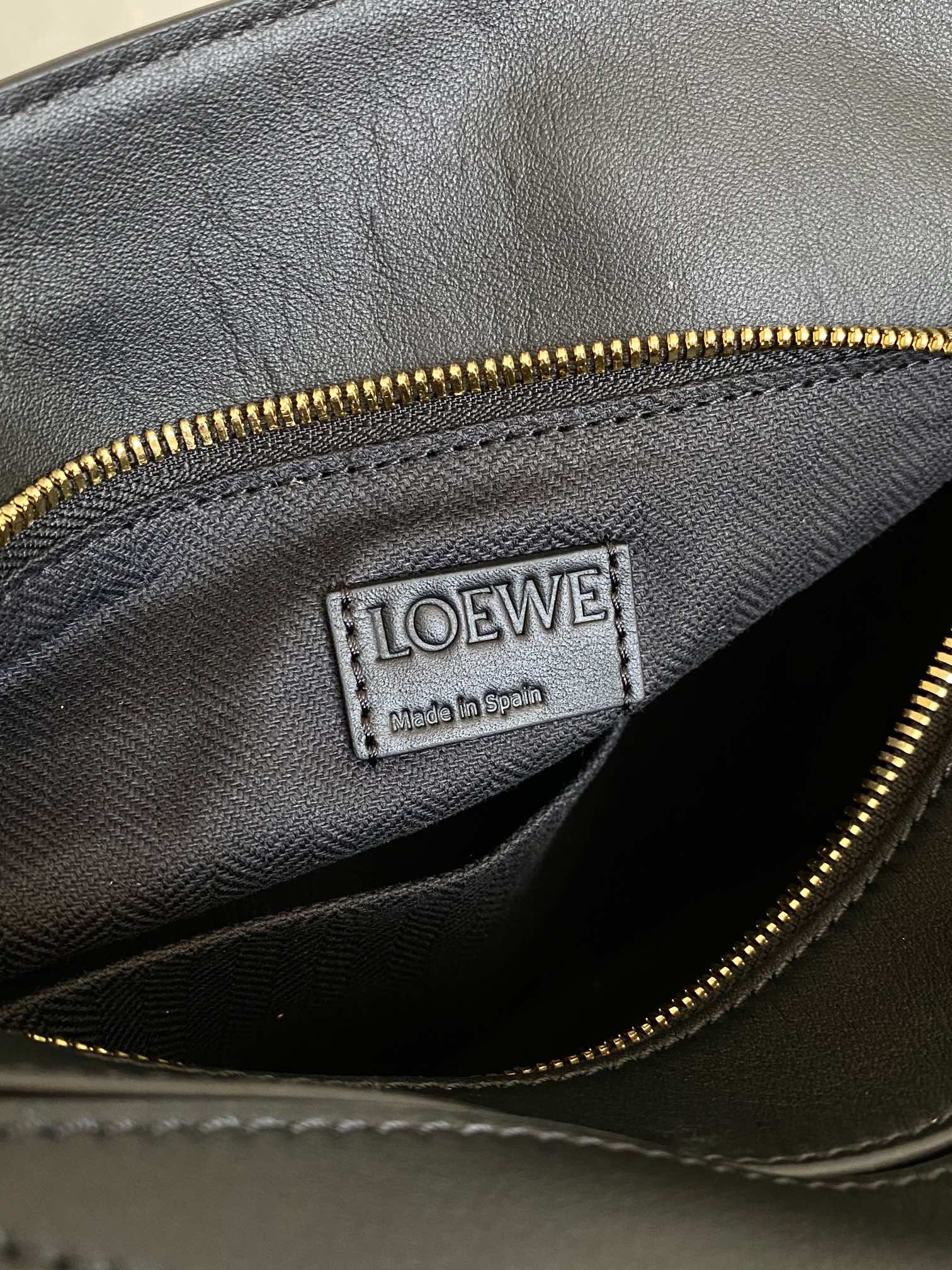 L0ew* puzzle small bag-24*10*14cm