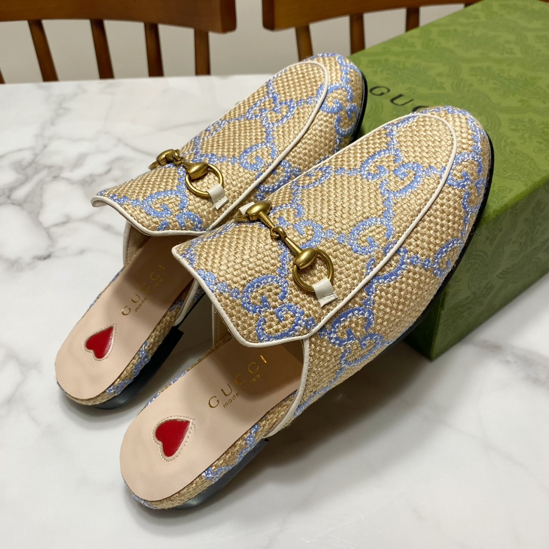G*u*i loafers