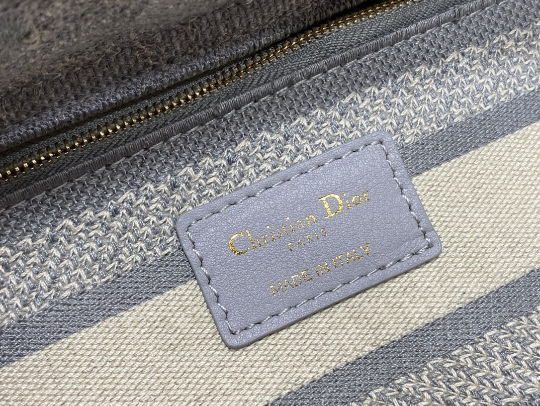 lady D*or handle bag-24cm