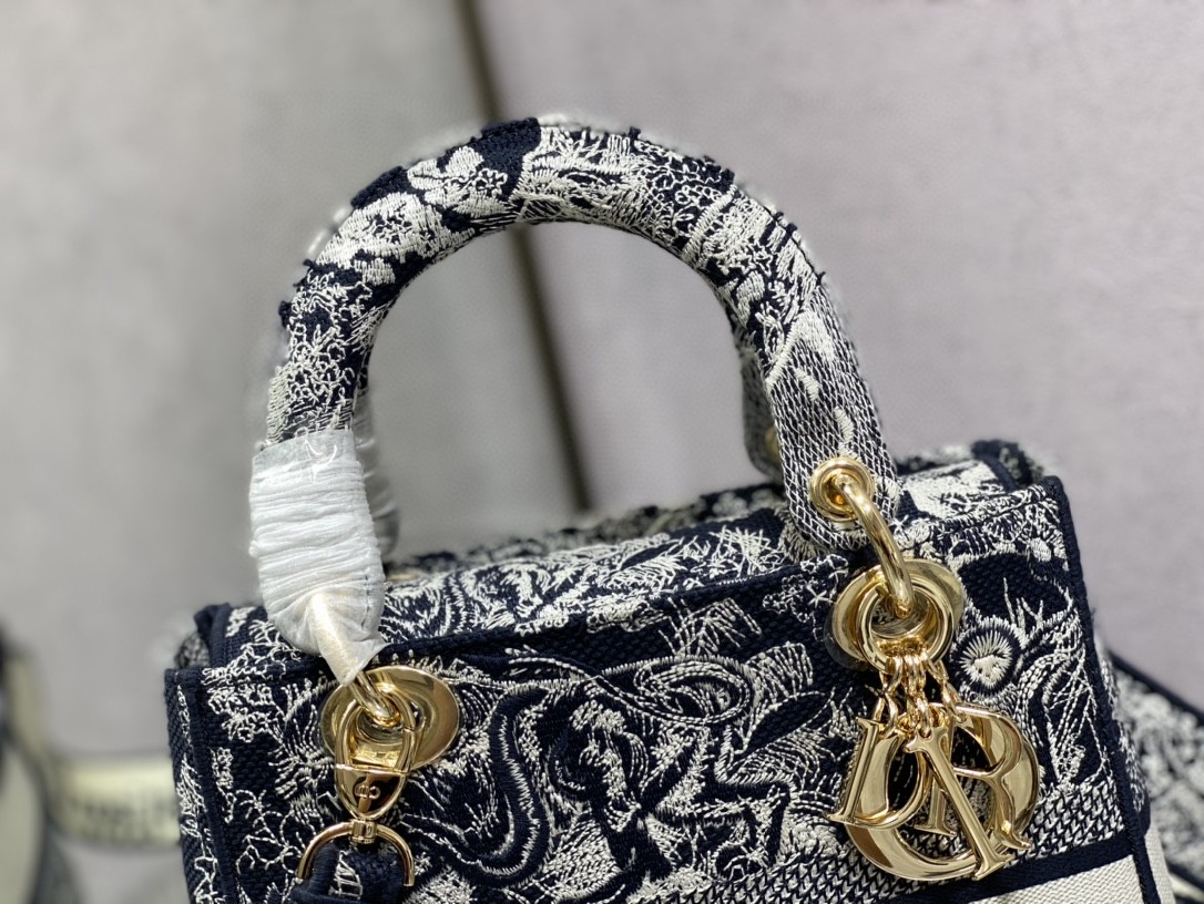 lady D*or handle bag-24cm