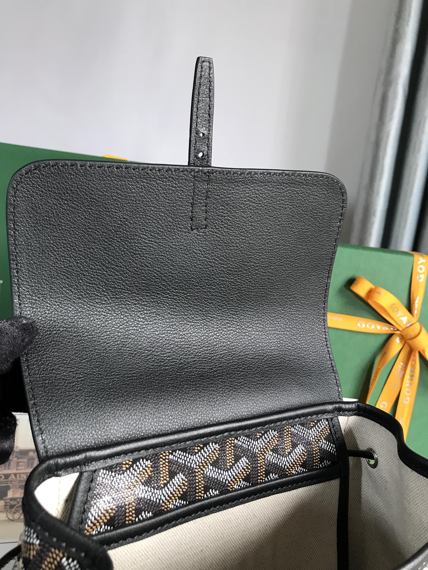 Go*ard alpin backpack-18.5*21.5.*8.5cm