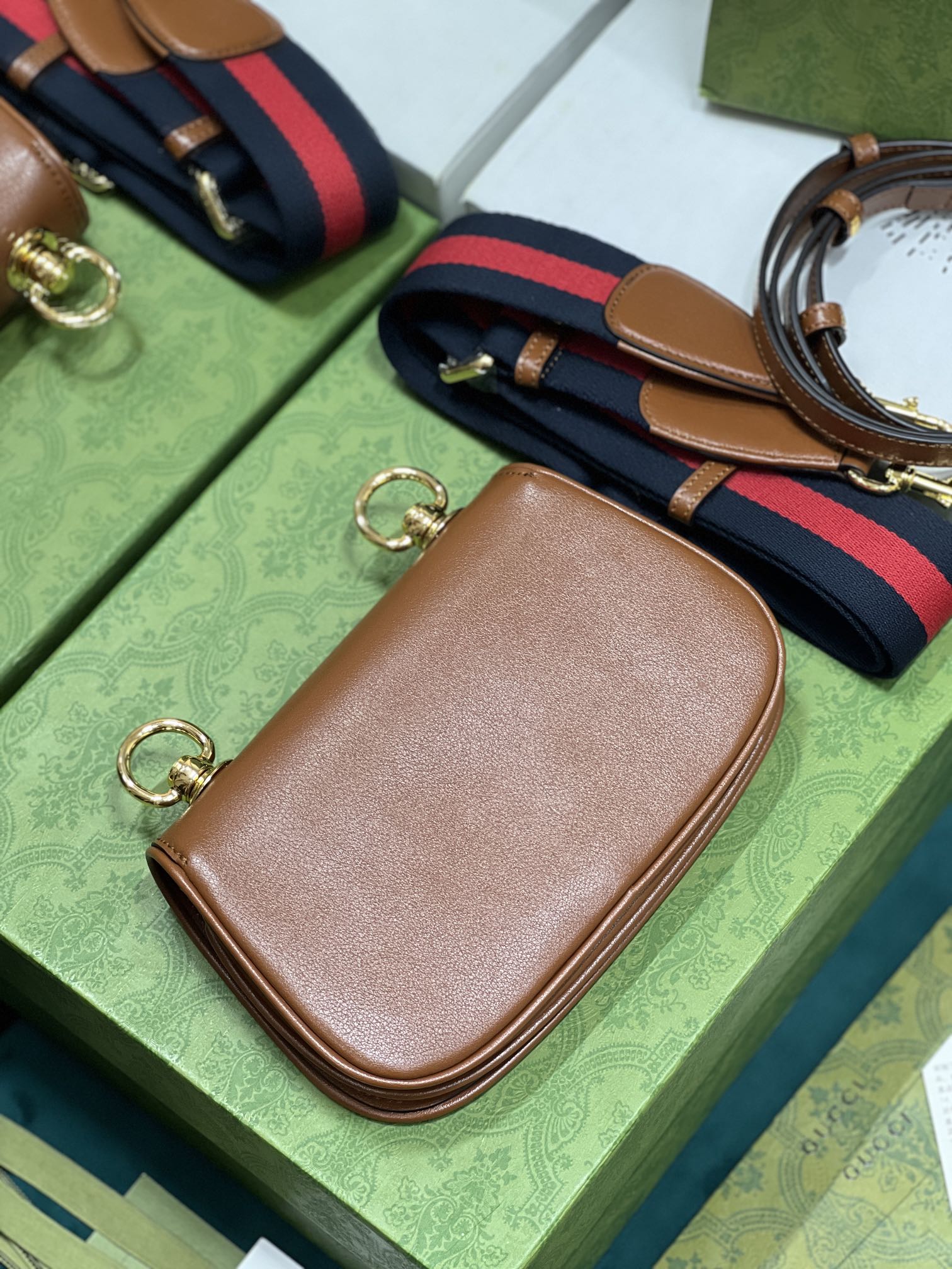 G*u*i blondie shoulder bag-22*13*5.5cm