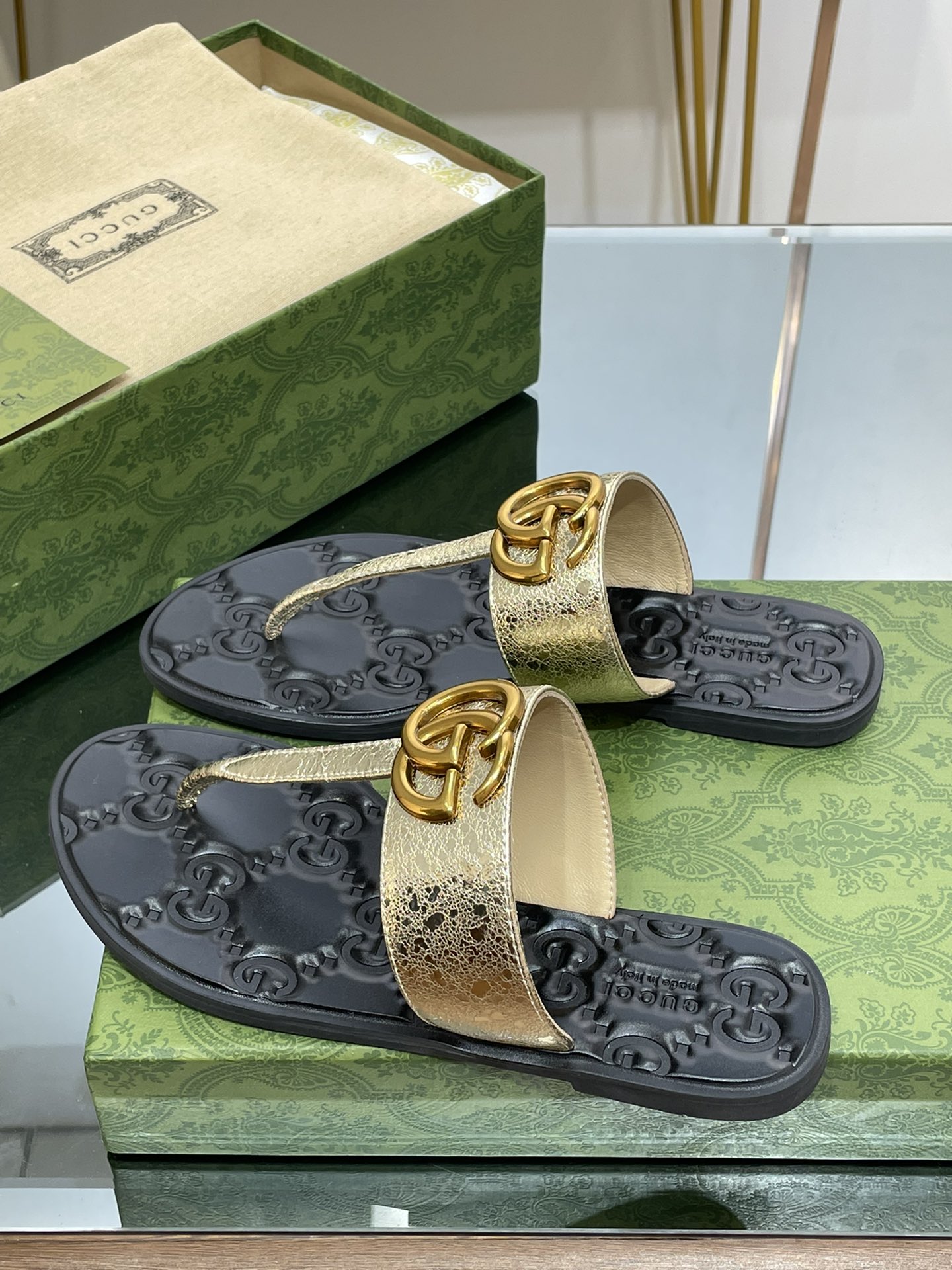 G*u*i slides(size35-43)