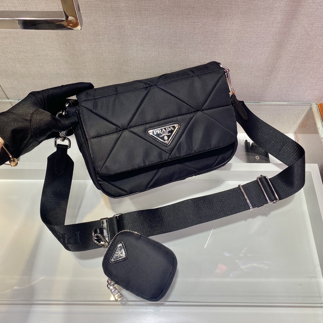 Pra*a bag 1bd292-21*16*7cm