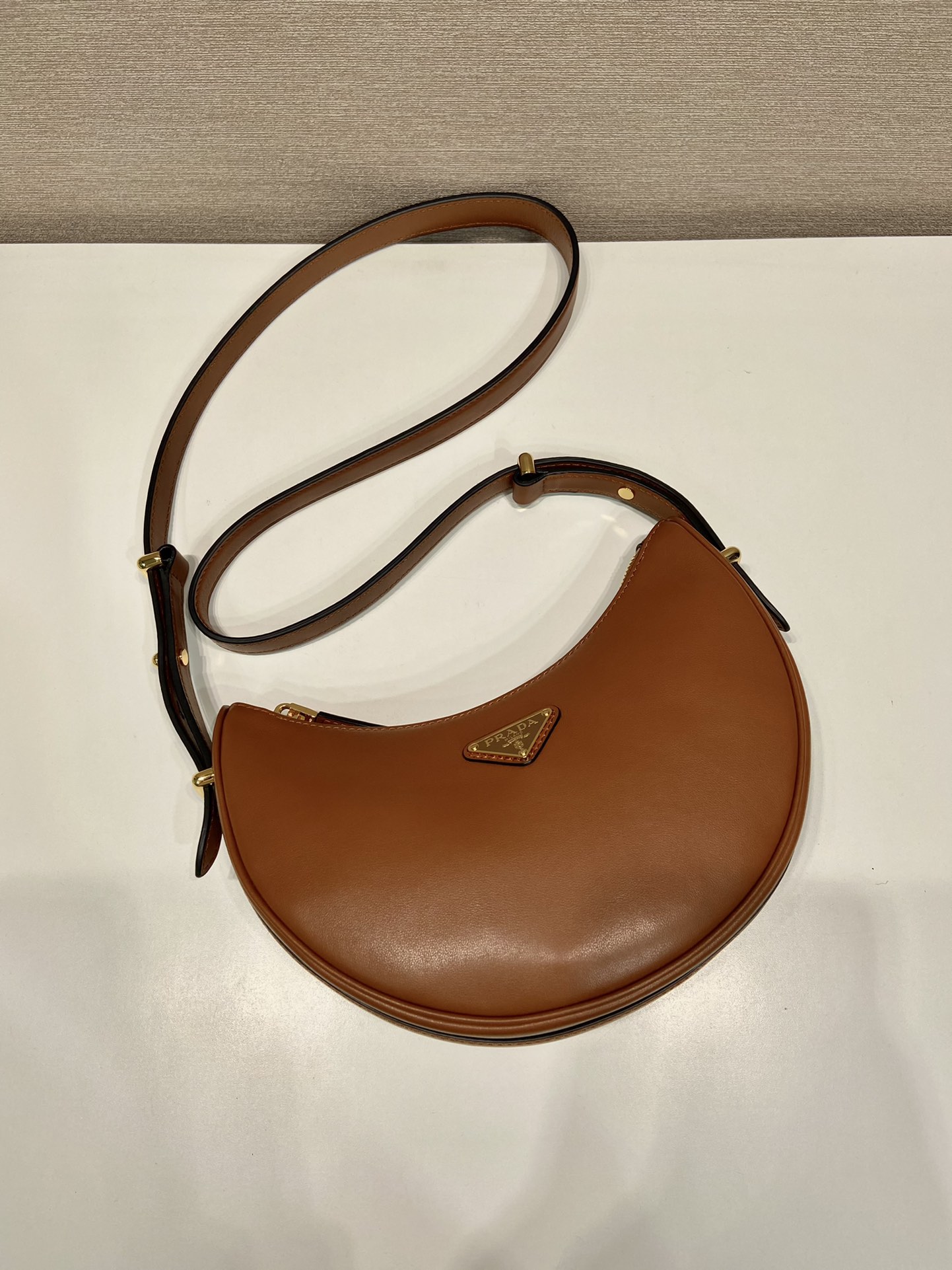 Pra*a moon handbags 1bc194-22.5*18.5*6.5cm
