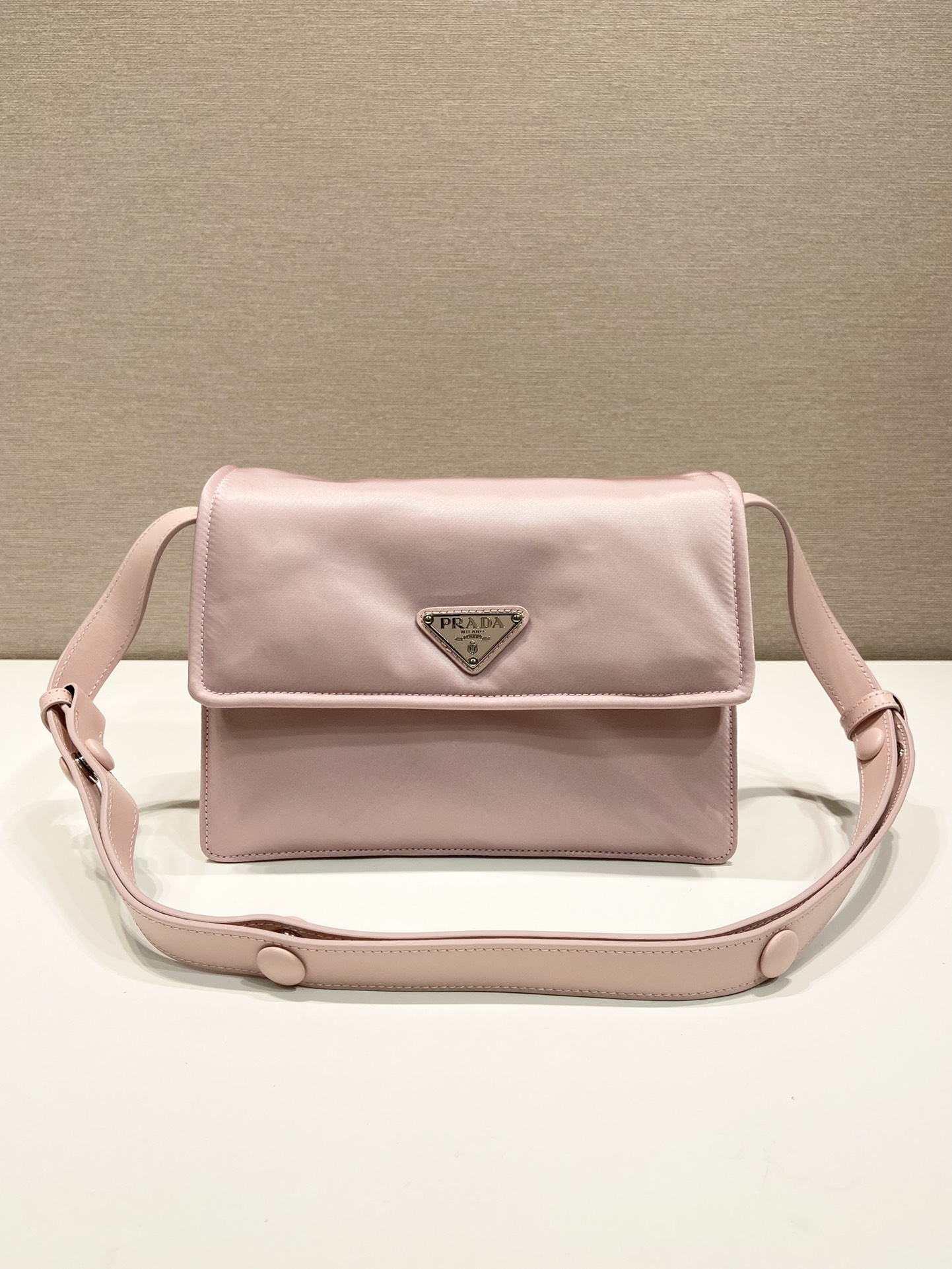 Pra*a 1bd256 shoulder bag-23.5*18*11cm