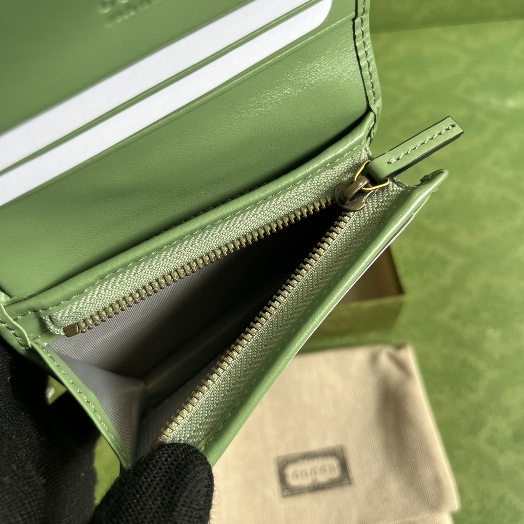 G*u*i wallet-11*8.5*3cm