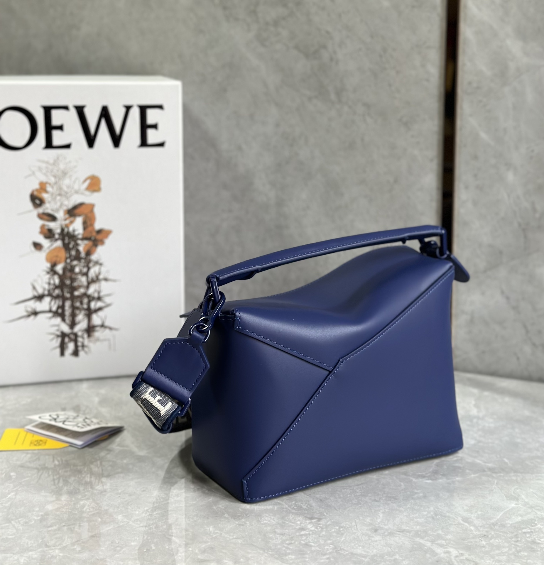 L0ew* puzzle small bag-24*10*14cm