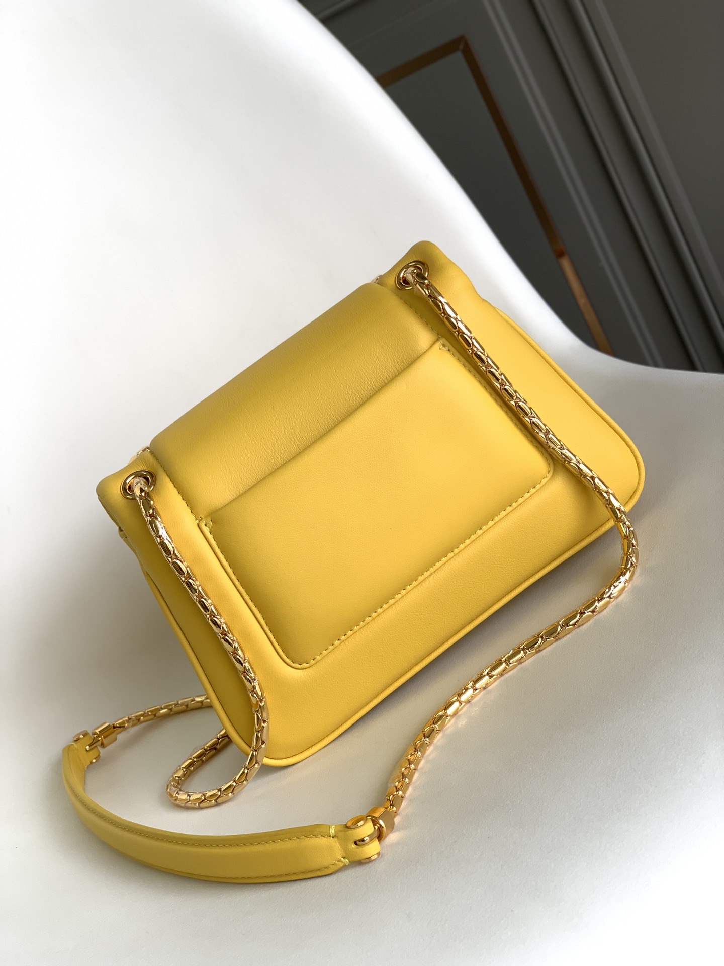 B*l*ai serpenti reverse-22.5*15*7cm