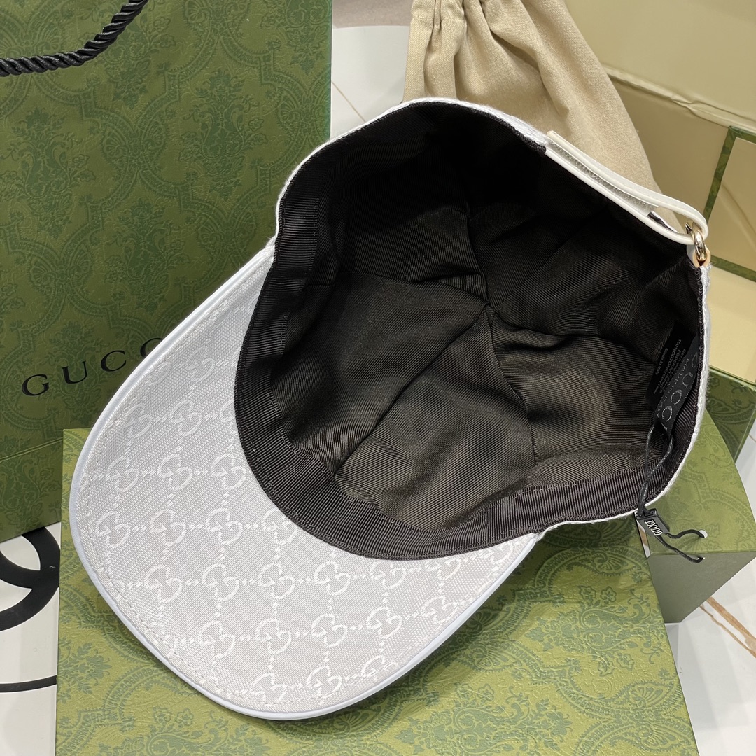 G*u*i hats