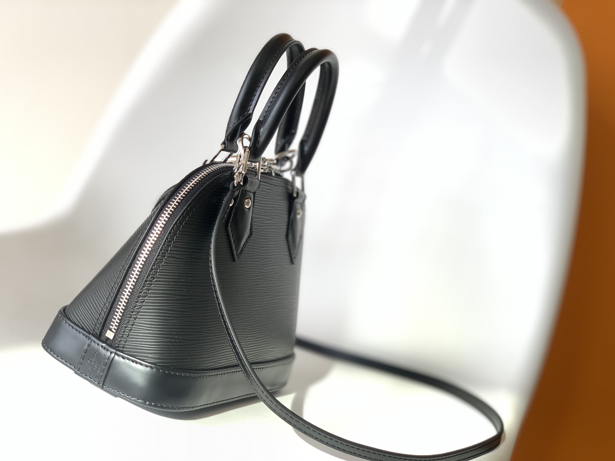 l0*is V*t0n m41327 alma bb-25*19*12cm