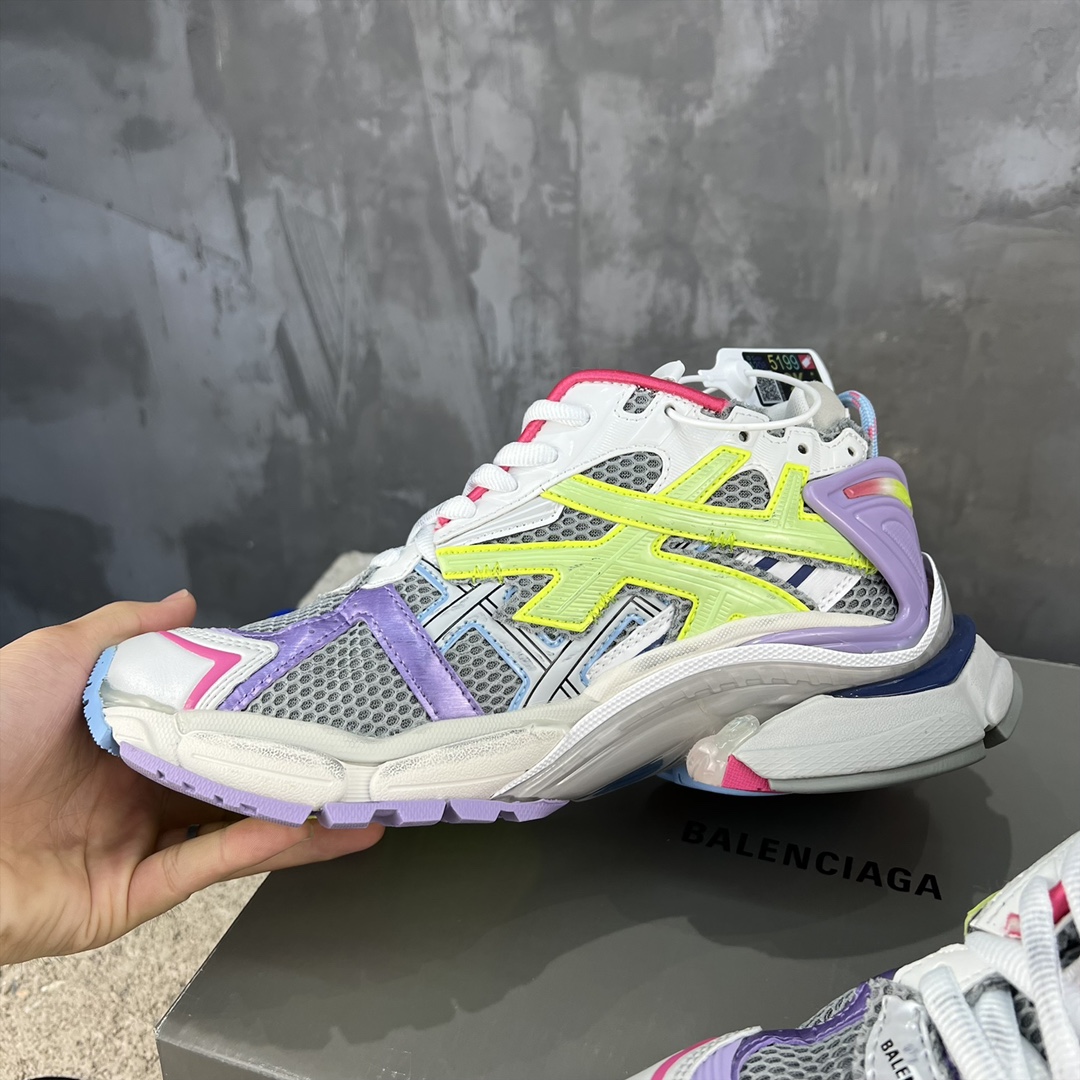 Ba*len*cia*ga runner sneakers