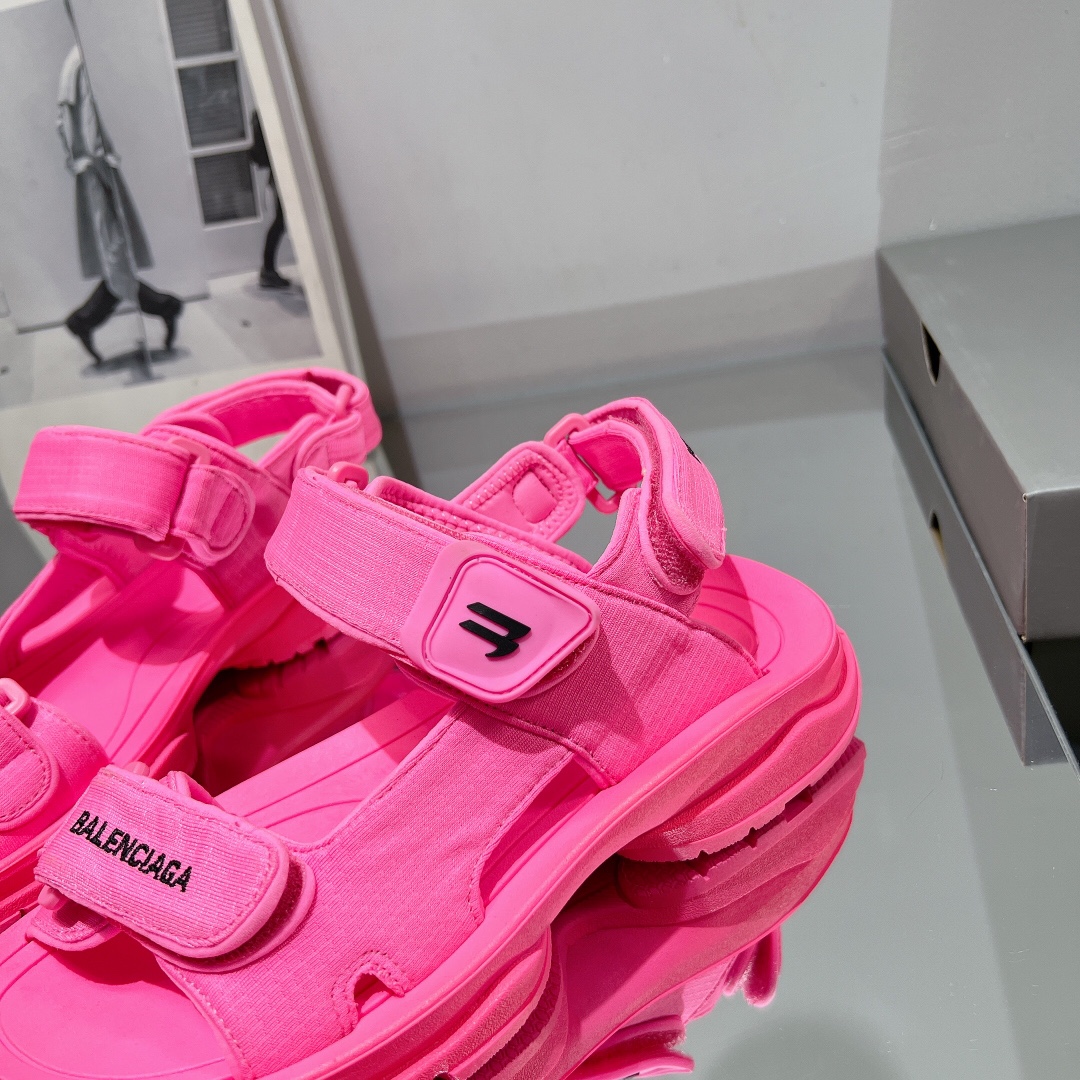 Balenciag Tourist Sandals