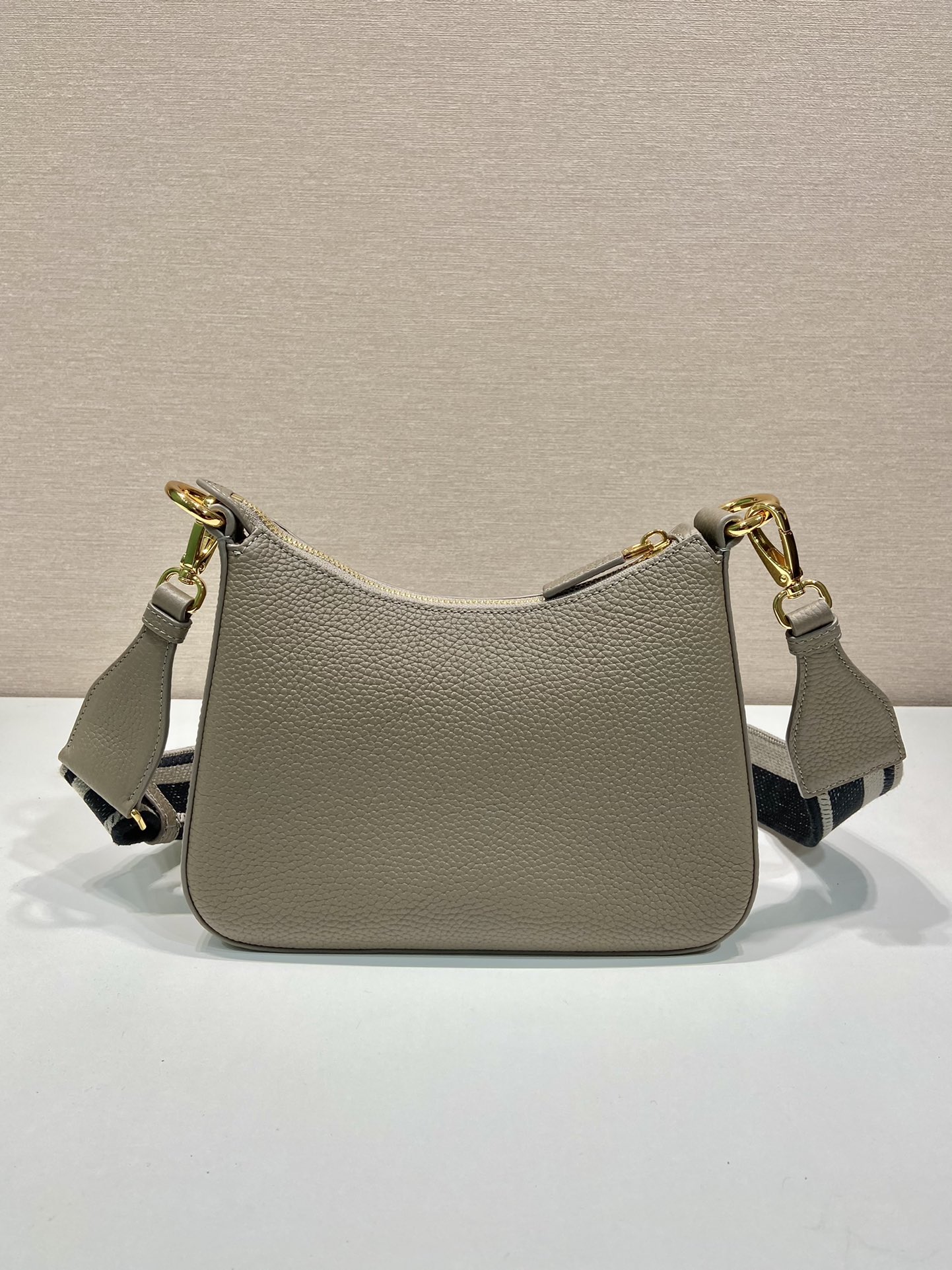Pra*a 1bh193 tote-24*18*6cm