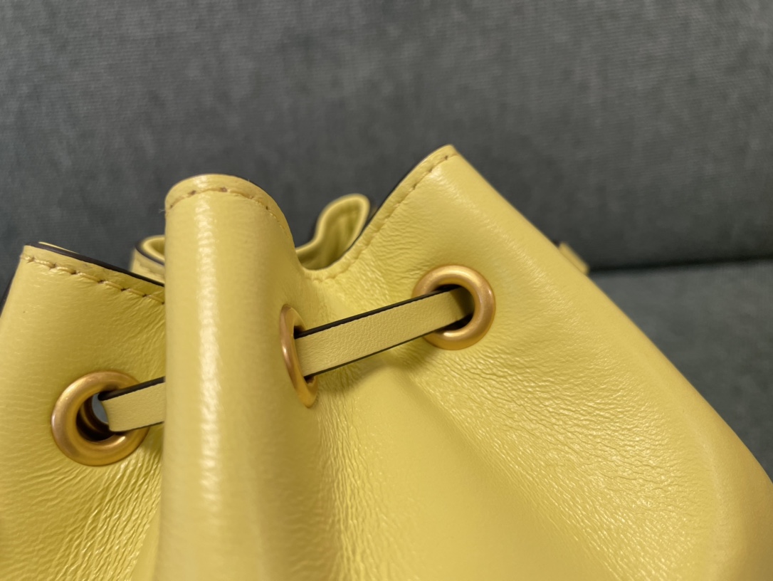 Valentin0 Bucket Bag-20*17*8CM