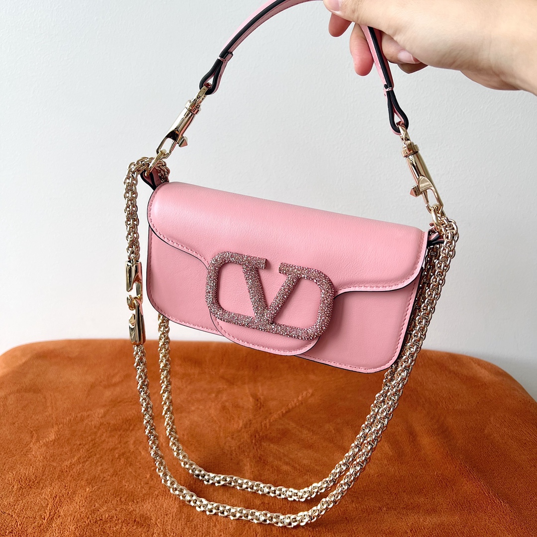 Va1e*ntin0 garavani signature bag-20×11×5cm