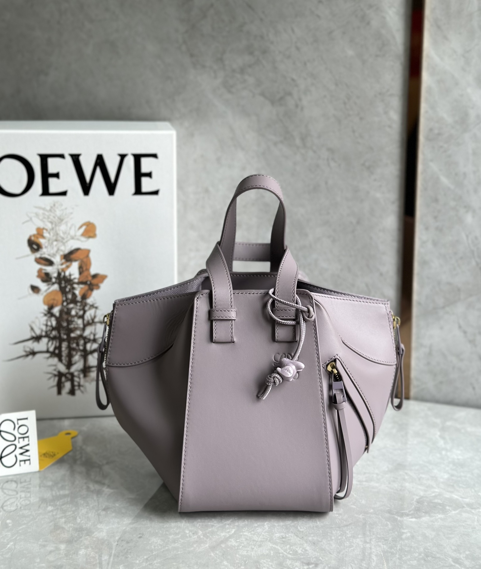 L0ew* hammock bag-19.5*14.4*20.8cm