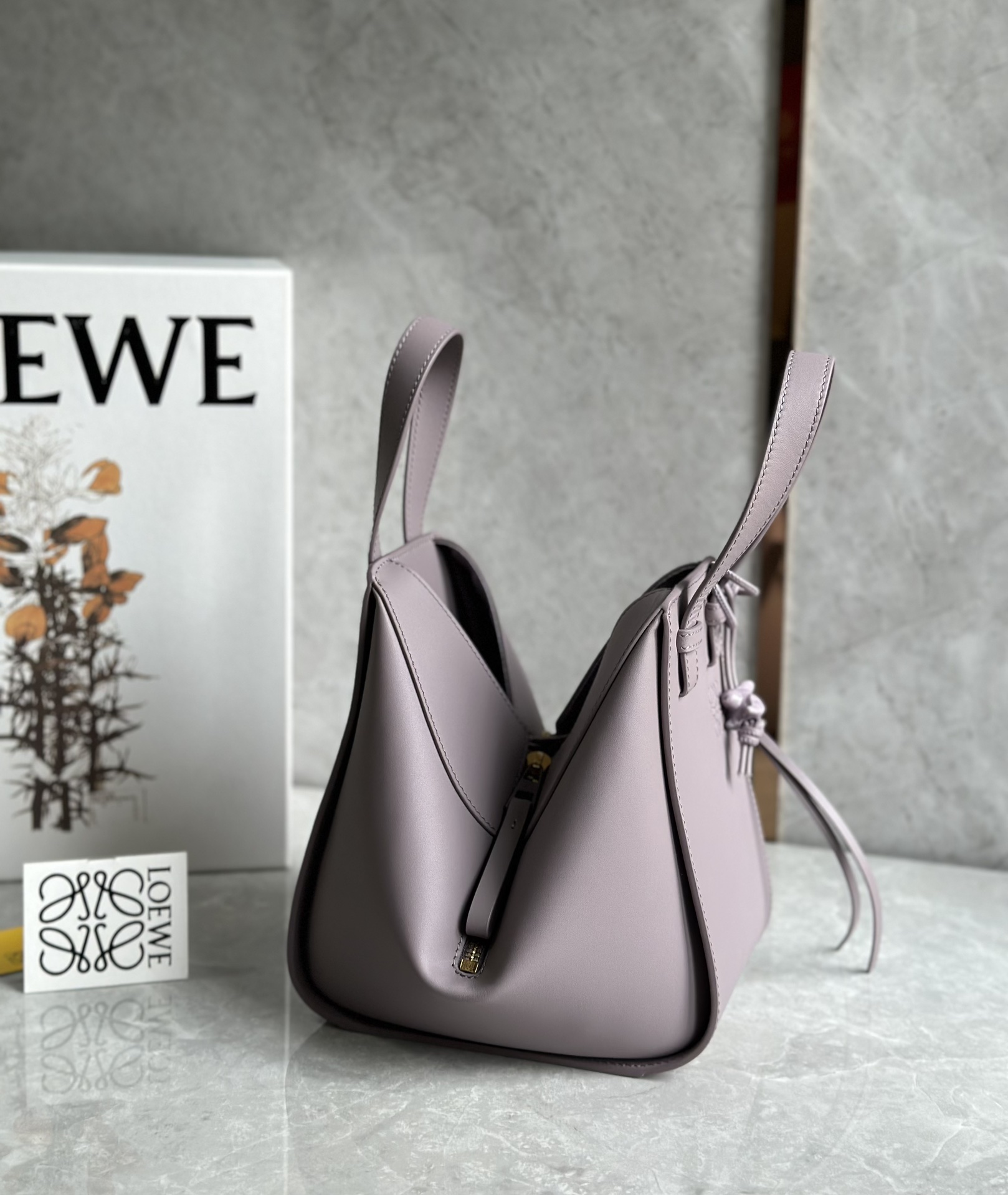 L0ew* hammock bag-19.5*14.4*20.8cm