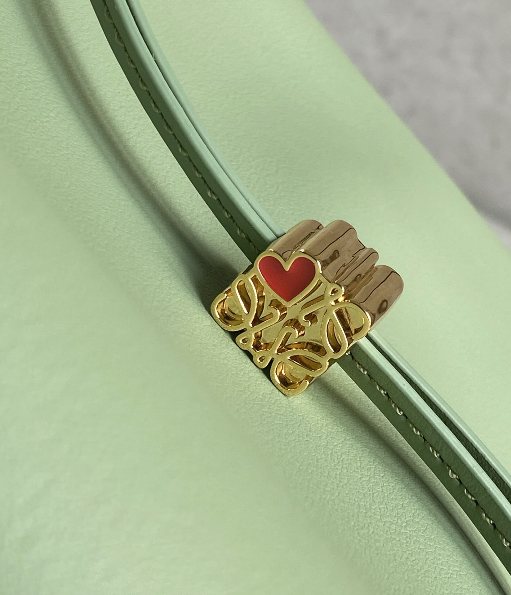 L0ew* cubi bag-20.5×17×12.5cm