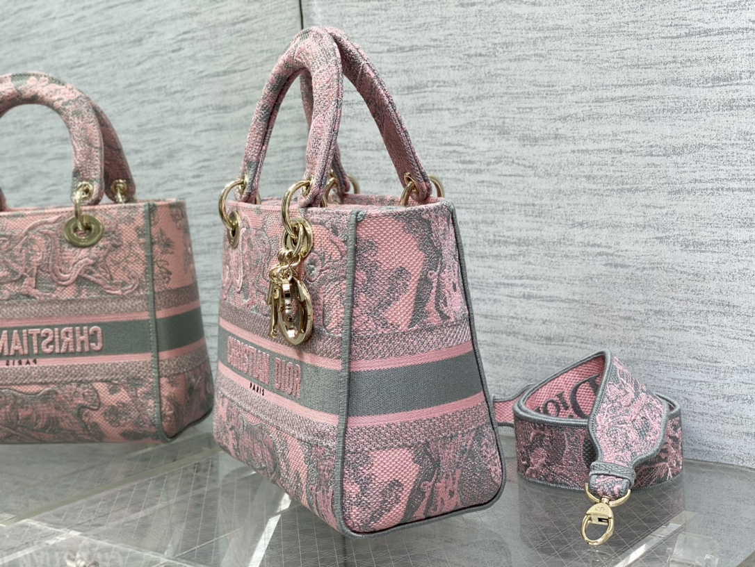lady D*or handle bag-24×20×11cm