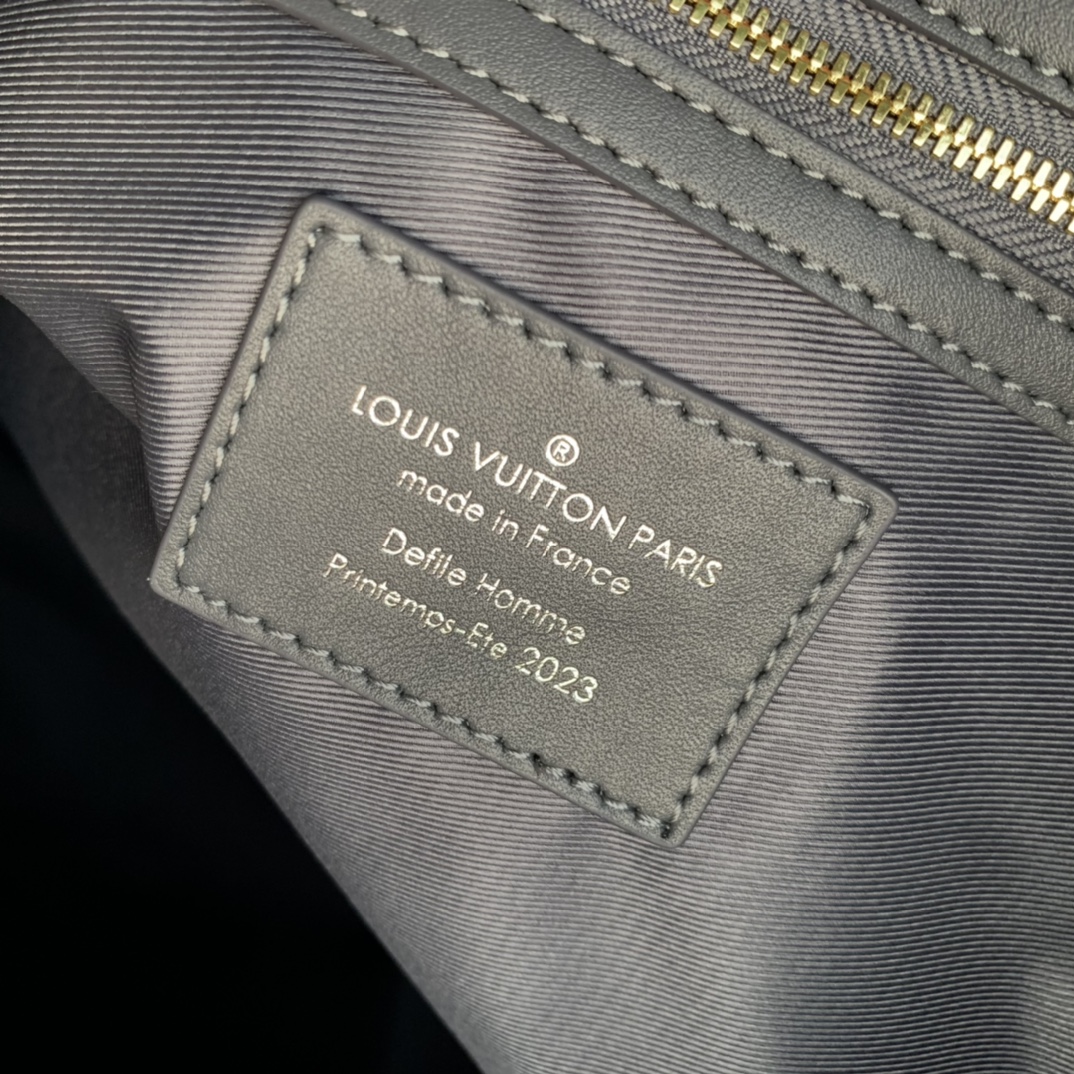 l0*is V*t0n keepall bandouliÈre 50-m21863-50 x 29 x 23cm