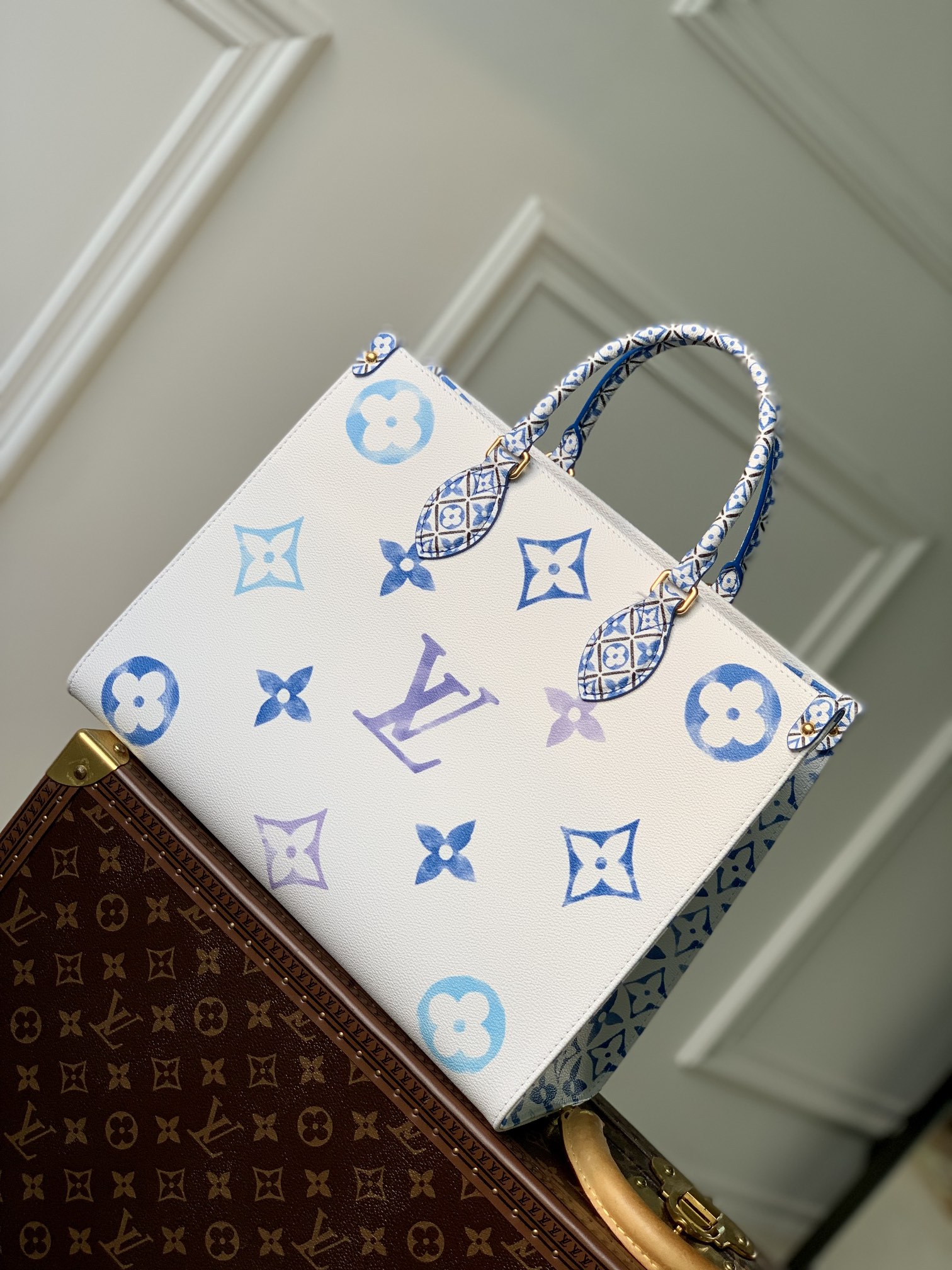 l0*is V*t0n onthego handbag-m22975-35 x 27 x 14 cm
