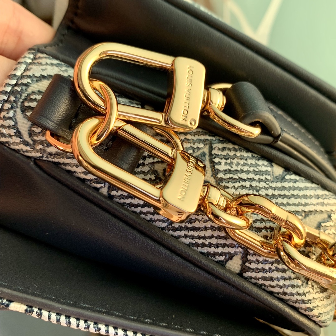 l0*is V*t0n pochette metis east west handbags- 21.5 x 13.5 x 6cm