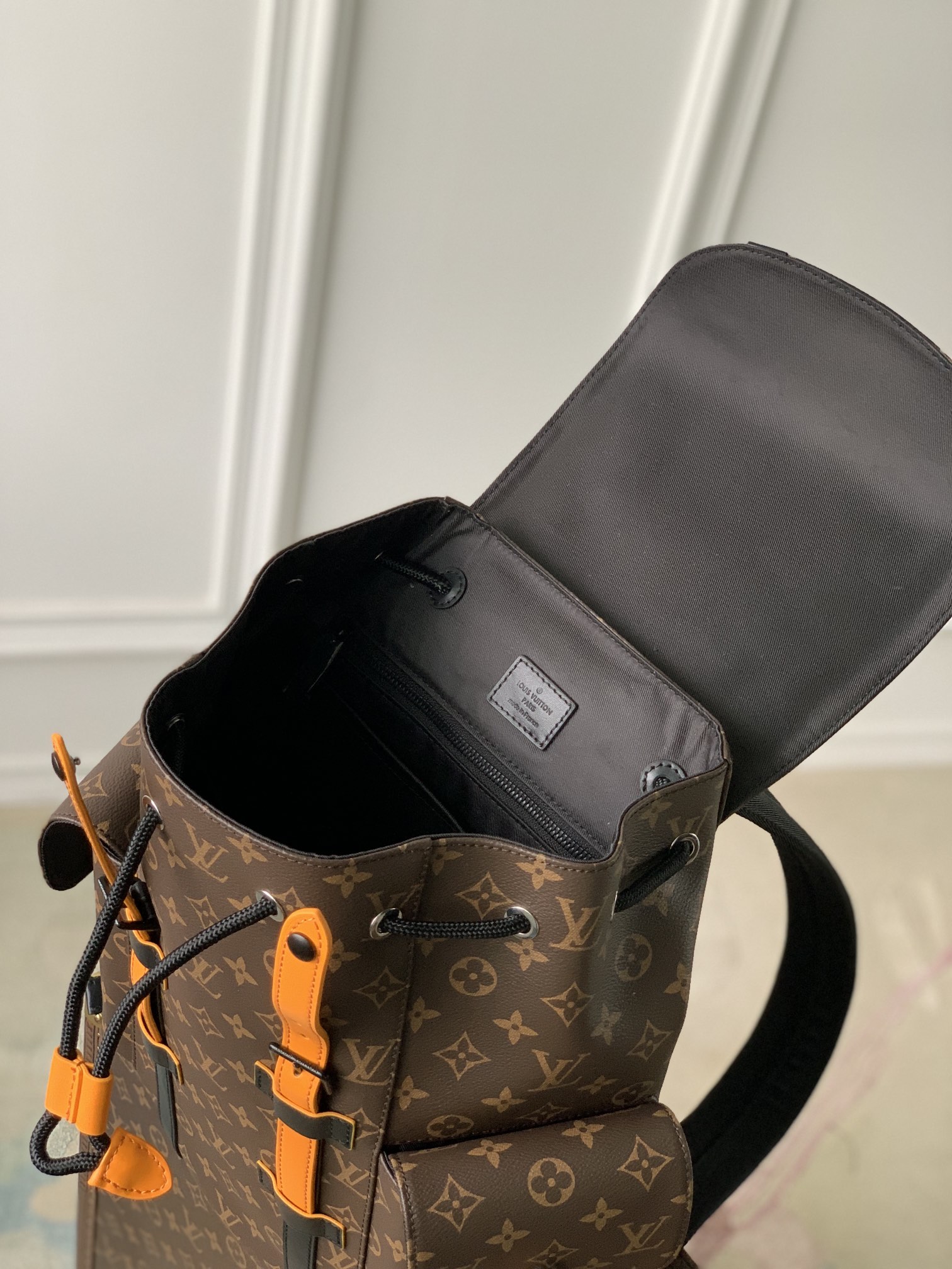 l0*is V*t0n christopher backpack m46699-32*39*12cm