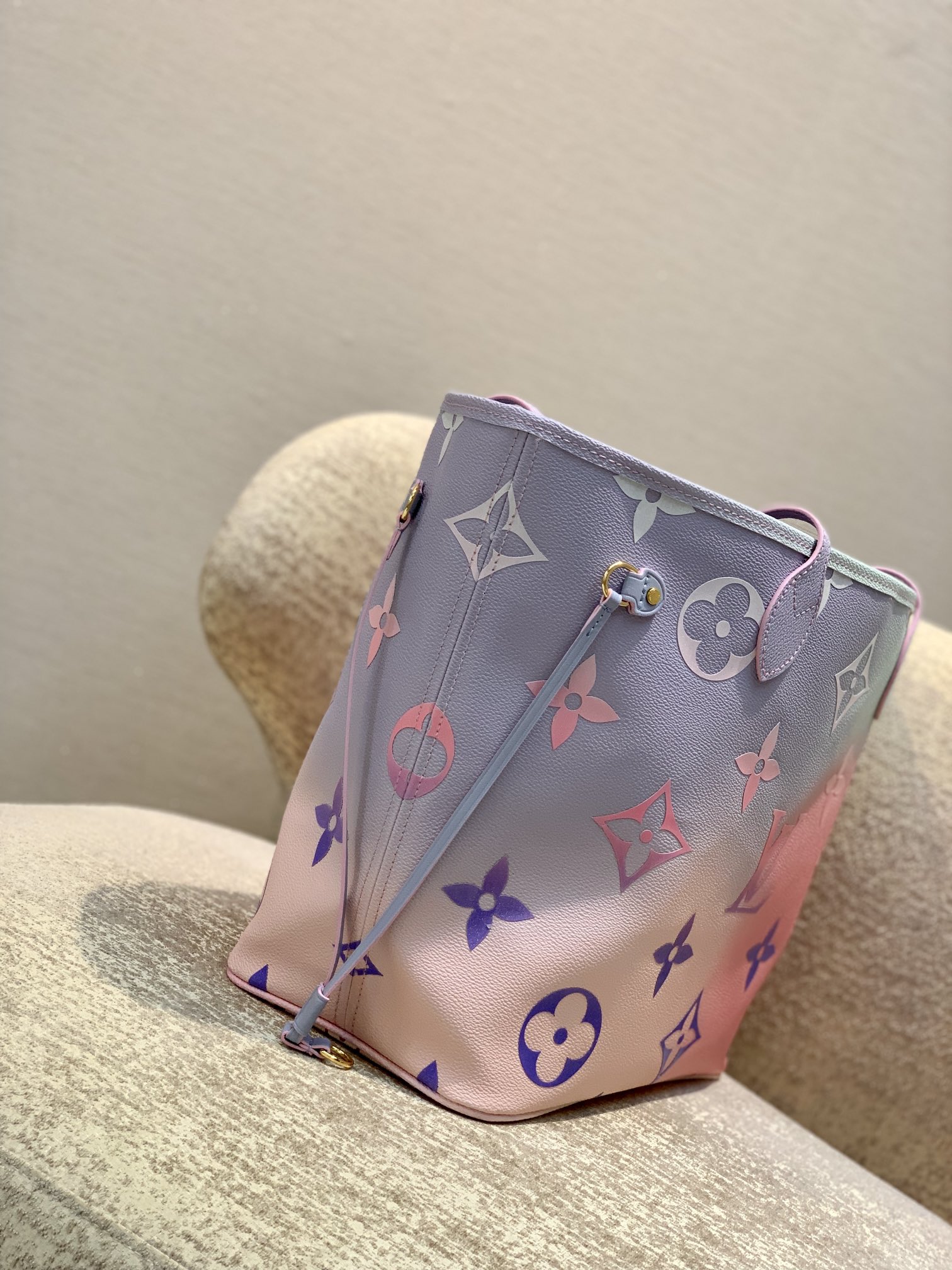 l0*is V*t0n neverfull m46102-32*29*17cm