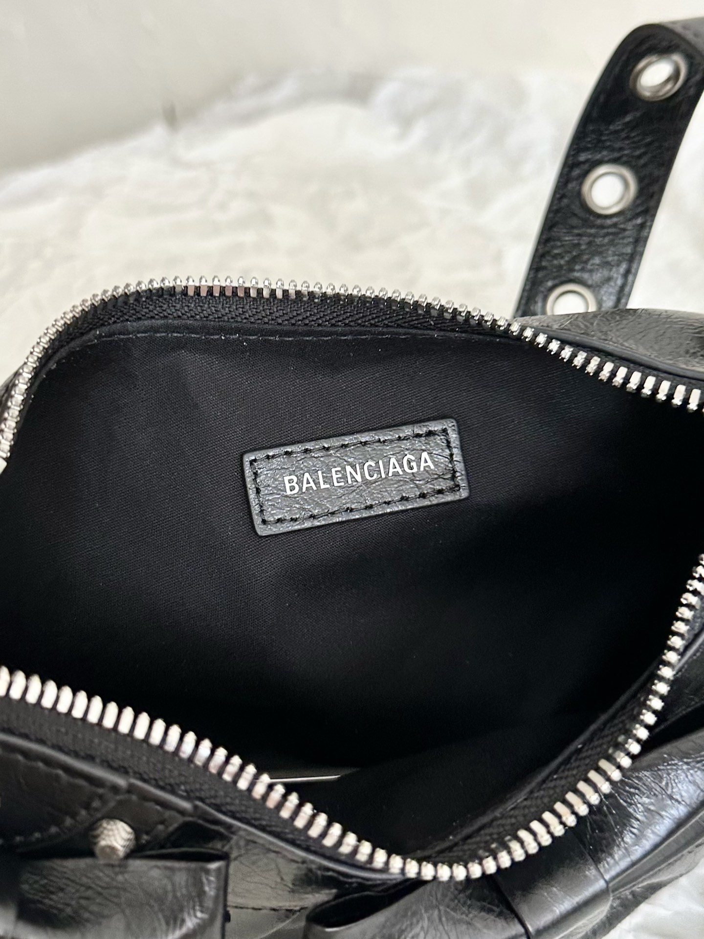 Balenciag Le Cagole Handbags-26x13x18CM
