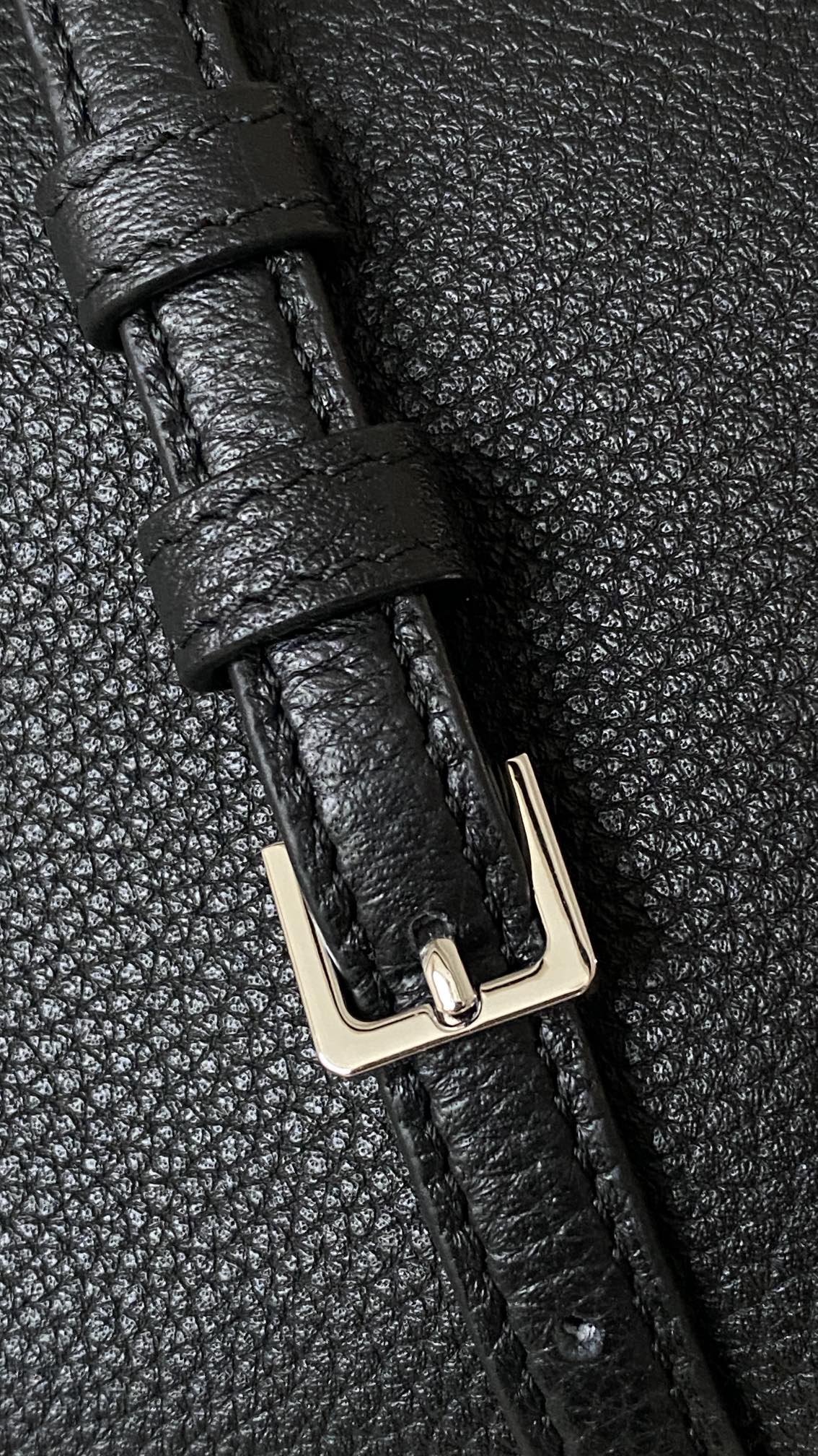 L**o p*ana bag-19cm