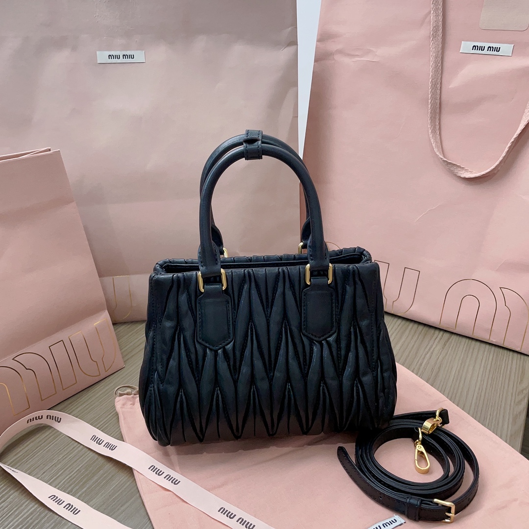 M*um*u tote-20 x16 x11cm