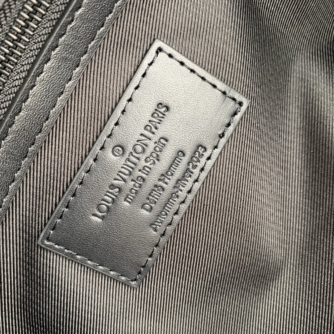 l0*is V*t0n keepall bandouliÈre 50-m21863-50 x 29 x 23cm
