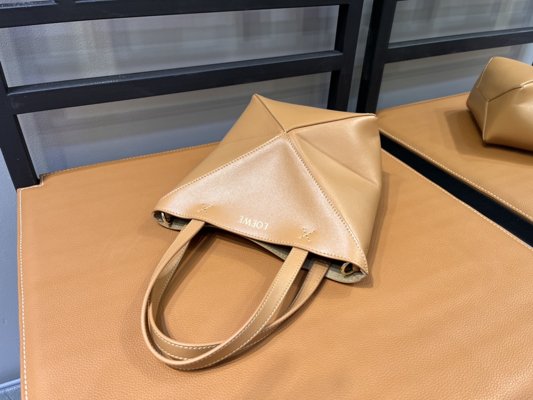 L0ew* puzzle tote-16.5/9.5/20cm