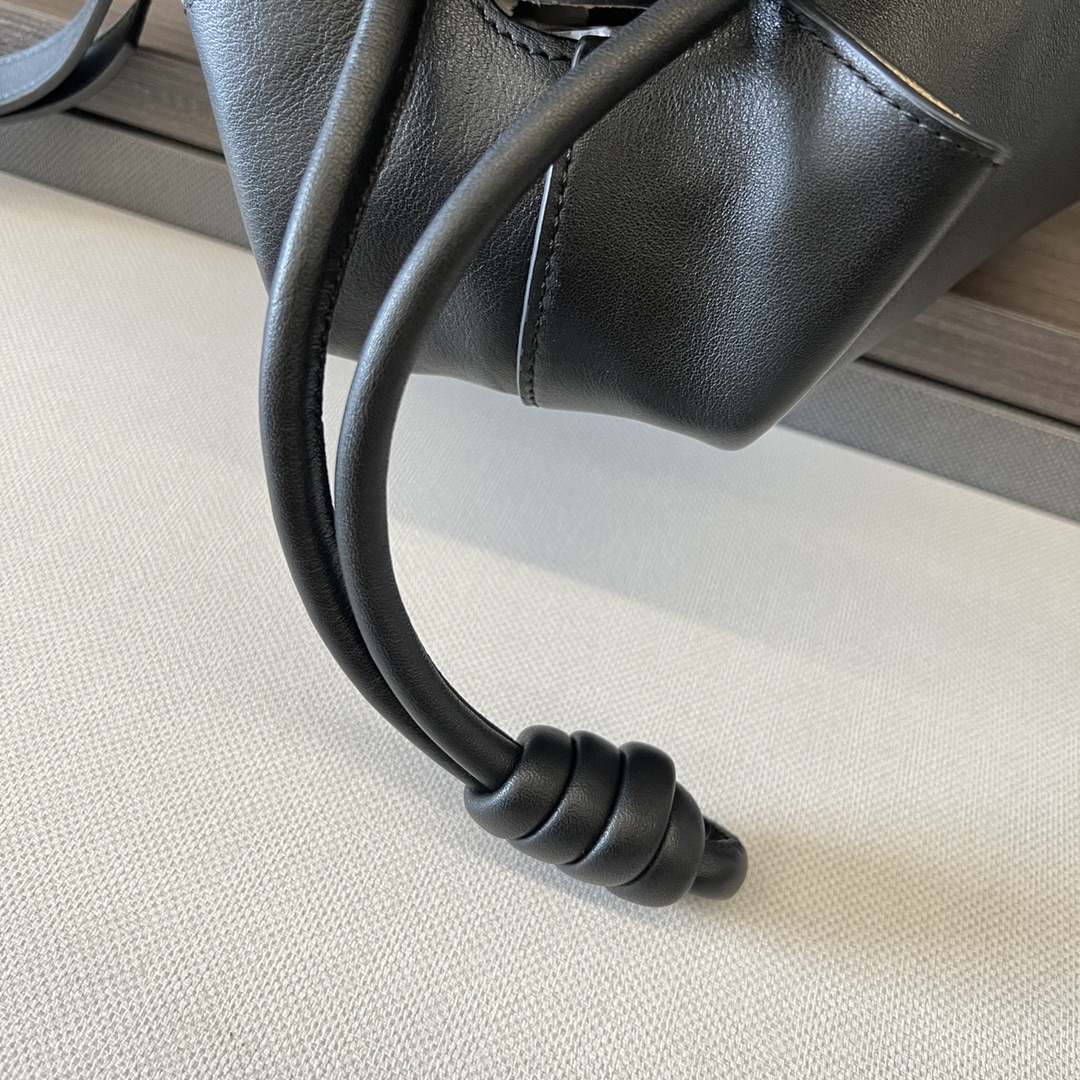 L0ew* paseo bag-44*25*15cm