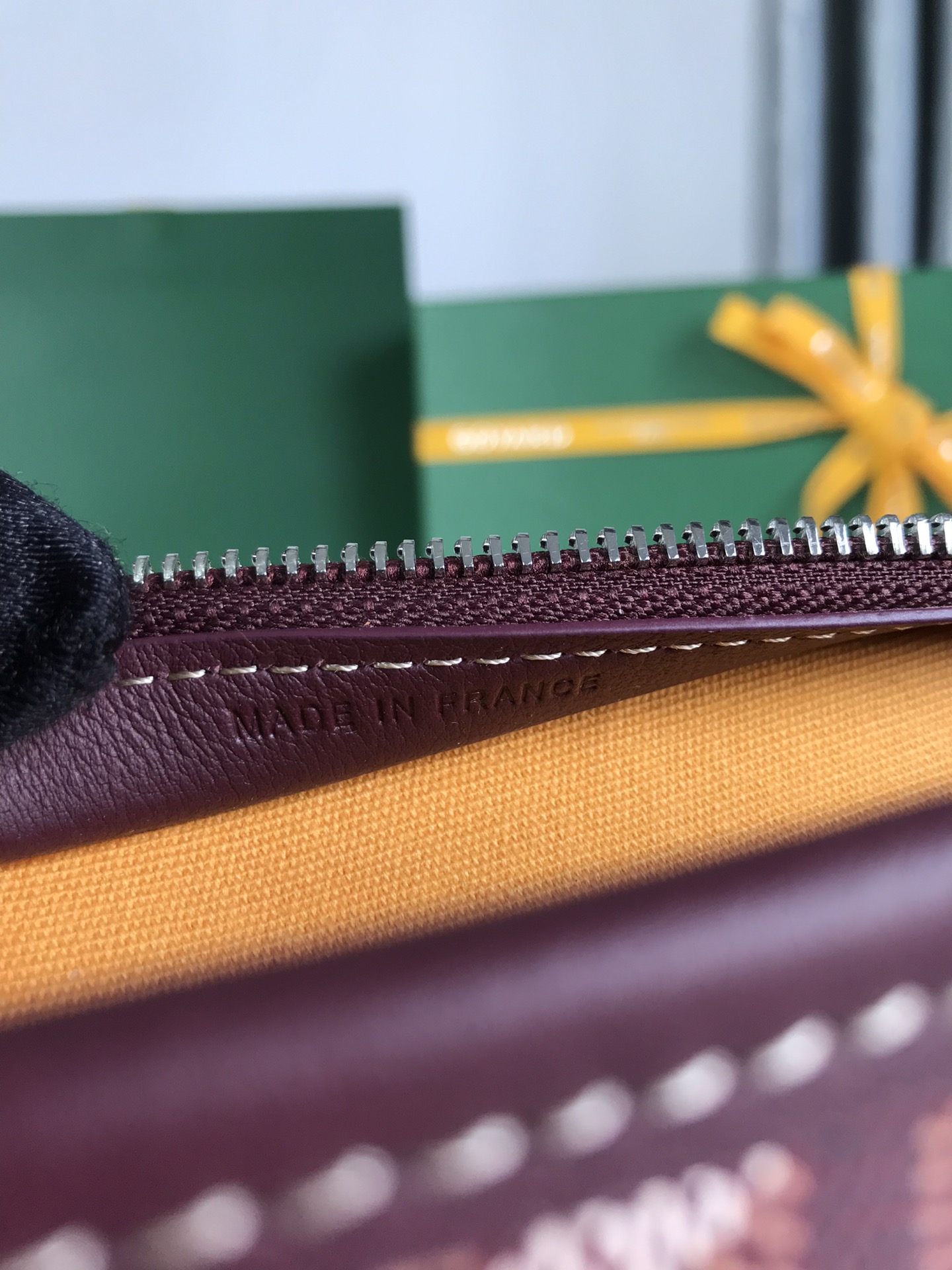 Go*ard toiletry bag-30x23×7.5cm