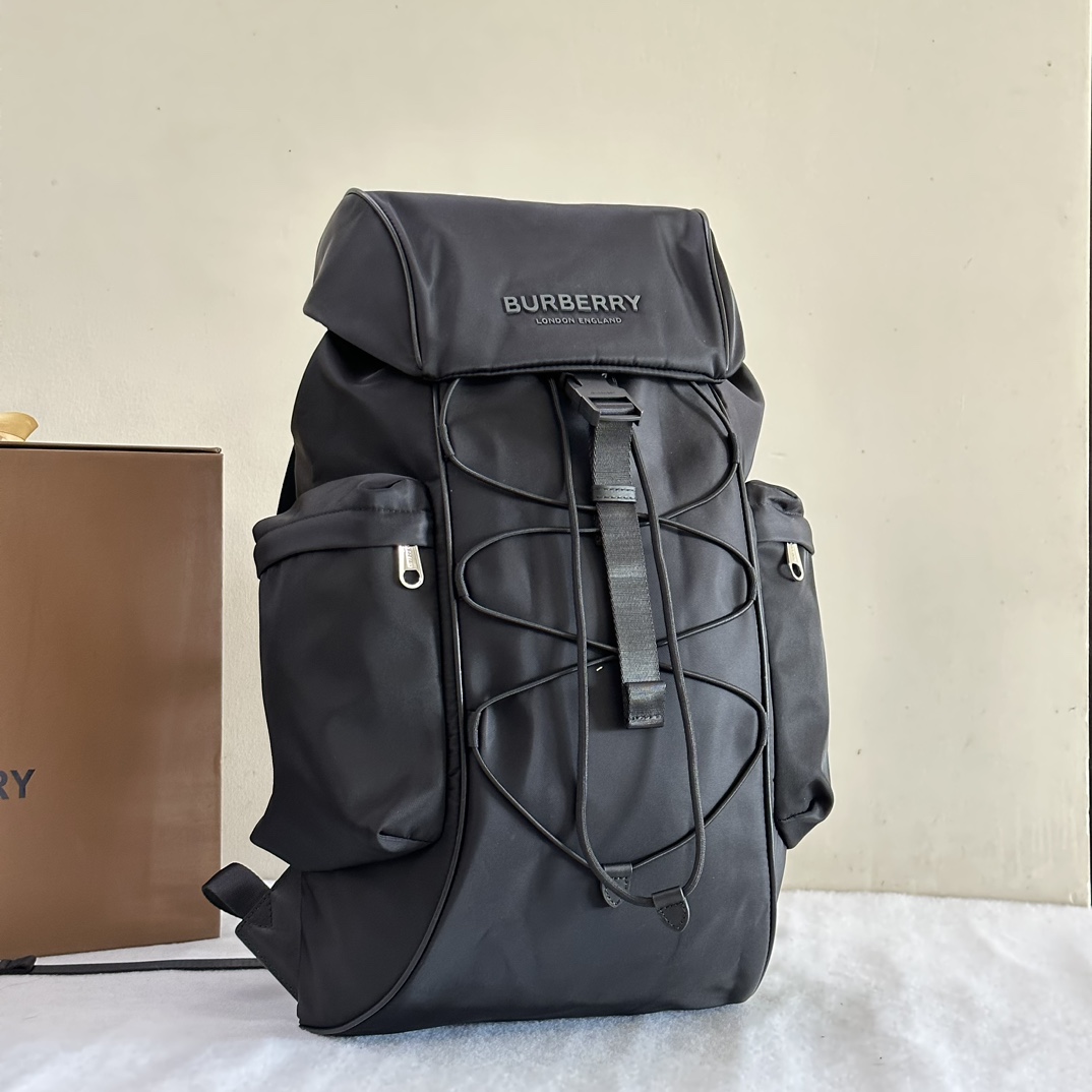 B**rry backpack-30 x 17 x 50cm