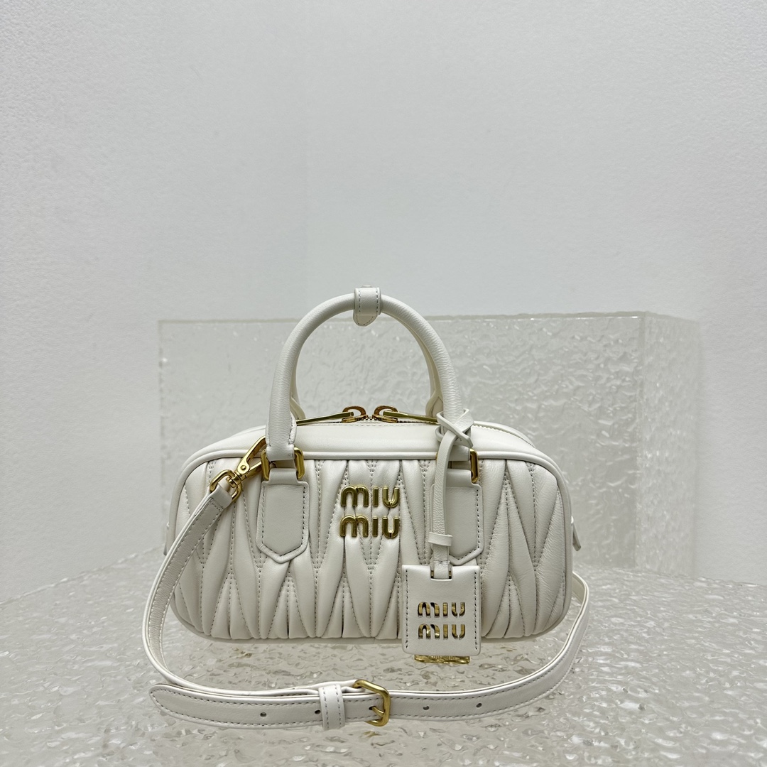 M*um*u vintage rectangular bag-23*12*8cm